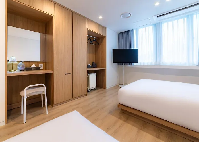 Noc33 Jongno Hotel 2*